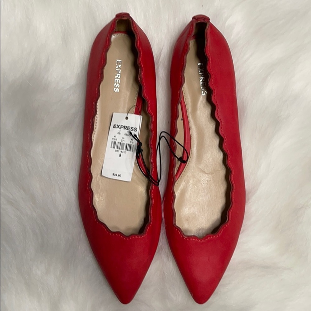 Red scallop flats